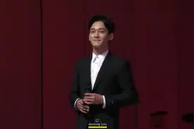 EXO：开口跪！我亲爱的主唱大人金钟大，CHEN 151016 最佳幸运