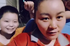 用呼啦圈减肥，不知道效果如何，试了一下，感觉挺累的