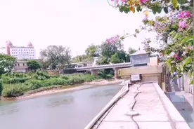 广西中越边界，中国和越南边境交界处，东兴口岸视频封面