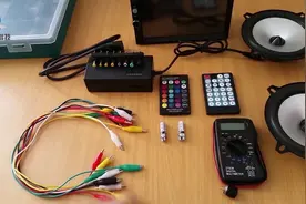 小伙网上买来一台汽车CD，在淘来一对汽车喇叭，接上后效果太棒了视频封面