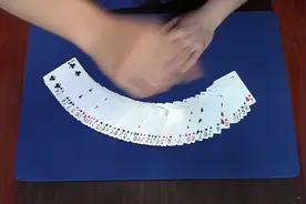 纯手法牌技揭秘，发底二发牌技巧扑克牌技揭秘视频