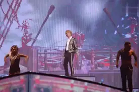 《MASK》一出来，就知道为什么说艺兴是唱跳第一人了，太优秀