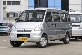 测评五菱荣光2021款1.5L加长标准型空调版，颜值出众，实用性强图片