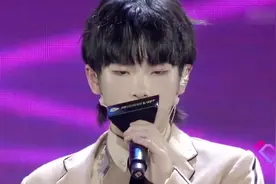 创造营2019：声乐表演，周震南现场唱小星星，超好听