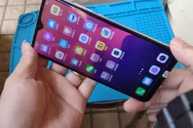 vivox23换了国产屏后，触感很差视频封面