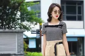 假两件连衣裙女出游上班都能穿，搭出你的夏日气息视频封面