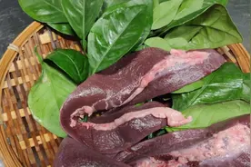猪身上没人要的连贴，年薪35万的厨师长硬把做成了旺销菜。视频封面