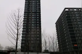 带大家看看，住河北工作在北京的上班族，早晨开车是如何进京的。视频封面