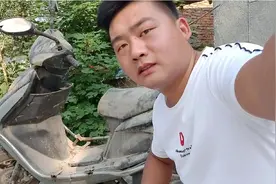农村阿勇报废摩托再利用自制倒三轮，赶集上利器，面包要失宠了！视频封面