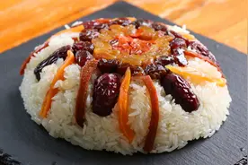 一碗糯米，一碗干果，教你做八宝饭，香甜软糯，大人小孩抢着吃视频封面