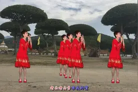 夫妻恩爱广场舞《老公亲亲我的嘴》这么会撒娇的老婆，你喜欢吗？