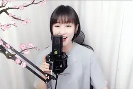 梁红演唱歌曲《爱着你宠着你》，一首节奏欢快的歌曲，特别好听视频封面