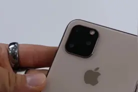 iPhone 11挑战审美，你对放在左侧的“浴霸”满意吗？视频封面