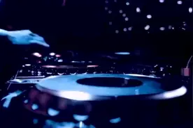 陈伟霆一首《野狼disco》这才是原唱