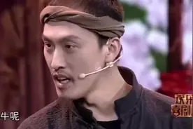 刘海柱的扮演者是他，他所演的小品笑点都挺多。视频封面