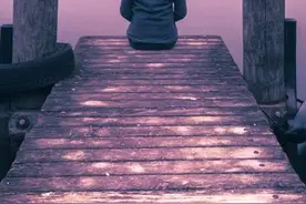 一天一针自己在家打肝素钠，自己不敢扎，请来我的男护士帮忙，来视频封面