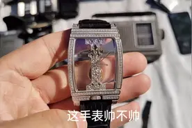 在旧货市场什么是快乐？破烂堆里发现宝贝得一瞬间那就是快乐！爽