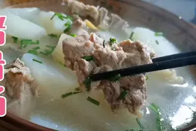 比排骨炖出来还要好吃的猪骨知道是哪个部位吗，肉质细嫩汤鲜美视频封面