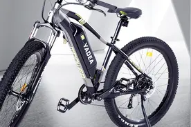 雅迪山地电动车7档变速，5790元最高时速25公里，续航70公里