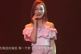 火箭少女年度金曲《Light》，唯独她没唱，让粉丝遐想连篇