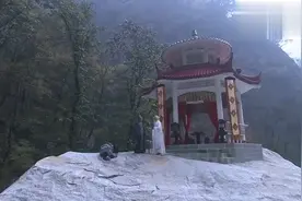 南极仙翁把通天教主的门徒变成青毛狮子，赐给文殊广法天尊当坐骑视频封面