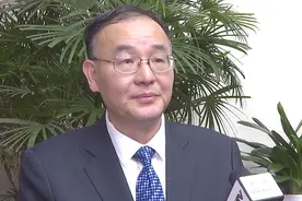独家丨国家邮政局局长马军胜：外资快递企业在华经营必须遵守中国法律法规视频封面
