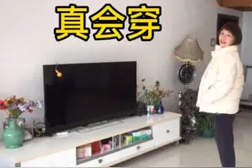 58岁阿姨衣品好，会搭配，穿什么都好看