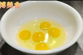 厨师长分享:水炖蛋的饭店做法，蛋嫩如豆腐，口感鲜美，值得收藏