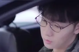 看到最后才知道，背着同事偷偷秀恩爱是种什么体验！#姐弟恋视频封面