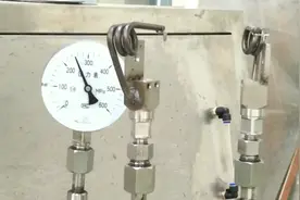 给大家看一下压力表的威力有多大？1MPA=10公斤 400MPA=?公斤视频封面
