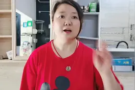 家用卫生间洗脸盆的翻盖下水卡死了怎么办？视频封面