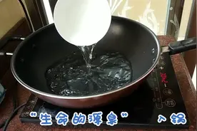 军嫂花姑娘独居半夜腹泻不止，还是坚持自己做了简易“营养餐”视频封面