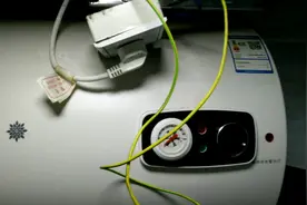 电热水器指示灯不亮不加热，这种故障最简单，筷子一捅就解决了视频封面