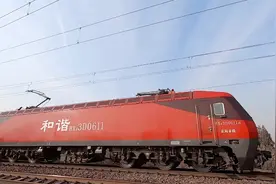 张家界开往北京的火车K968，耗时28小时06分，途经四省一市视频封面