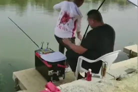 7.2米手竿、10+8号线组通钩钓两目半，“一目”中标35斤大青鱼视频封面