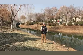 in return（回报）; in turn （轮流）