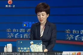 儿童手表丢在了超市，女子来超市前台寻找，想要回来却受阻视频封面