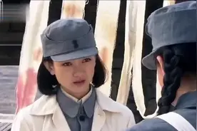 小护士被人亲了一口，就以为怀孕了，害的小伙要被拉出去枪毙！视频封面