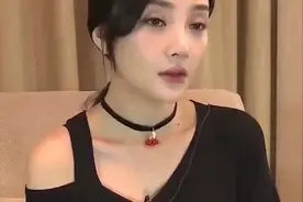 李小璐节目自曝，含泪诉说“做头发”全过程，网友：心痛贾乃亮视频封面