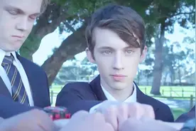 终于找到这首一直喊“爸爸爸爸”的歌了，歌曲不仅好听还很正能量