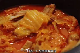 29.8一斤的排骨炖上韩式泡菜，不放任何调味料，厨房小白都能学会视频封面