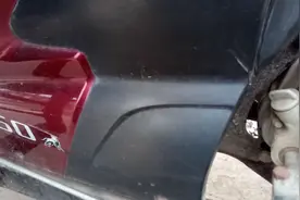 摩托车启动杆长时间不用突然扳不动，大家是选择更换还是维修。