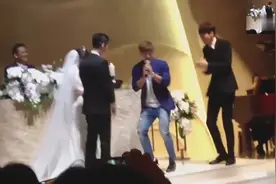 金钟国为李光洙的亲妹妹婚礼唱祝福歌 光洙伴舞飙泪视频封面