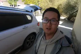 一人自驾西藏，移动电源没电了，在人家公厕充电不知道可不可以视频封面