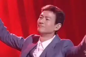 不老男神郑少秋现场版《大时代小访客》，《世纪之战》片尾曲视频封面
