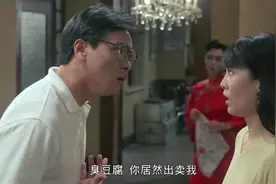 美女骗男友拍姨妈巾广告，电视上播出来后，男友惨被嘲笑！