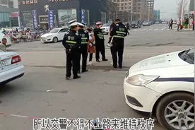 交警是依据什么来查车的?记住这几点交警不会理你视频封面