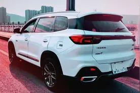 一年多的车主道出了瑞虎8最大的缺点！视频封面