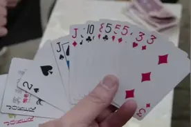 男子隐私暴露，脑羞成怒，家里母老虎也发威视频封面