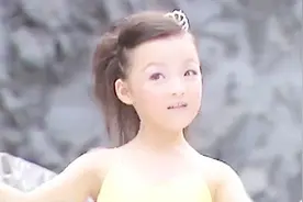 孔莹演唱少儿版《大地飞歌》，不仅仅是可爱，唱的也很好听视频封面